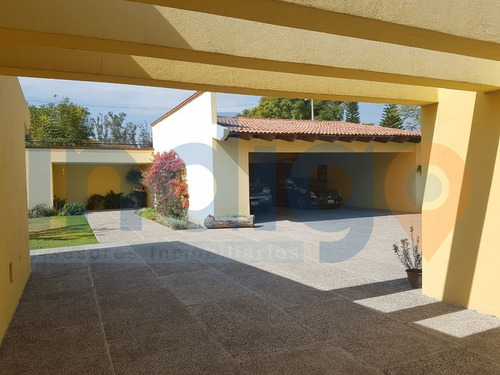 Imagen 2 de 30 de Casa En Venta En Jurica Un Solo Nivel