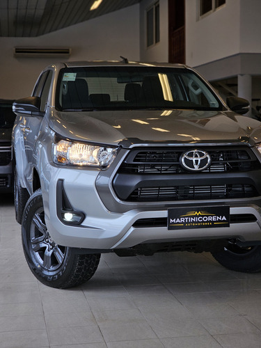 Toyota Hilux Pick-up 2.8 Cd Sr 204cv 4x4 At