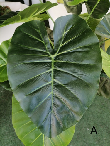Arreglo Planta Artificial Con Maceta Minimalista De Plástico