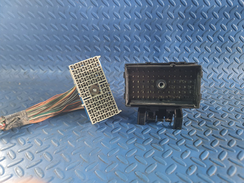 Caja De Relevadores Chevrolet Tahoe, Silverado, 5.3 L 2010 (Usado)