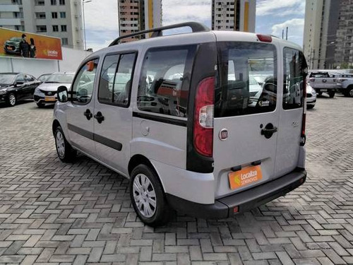 Imagem 4 de 9 de Fiat Doblò 1.8 Mpi Essence 7l 16v Flex 4p Manual