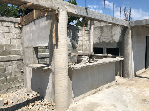 Terreno Bardado Con Palapa En Construcción Ideal Para Restaurante O Descanso