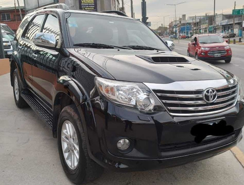 Imagen 9 de 10 de Toyota Sw4 2012 3.0 Srv I 171cv 4x4