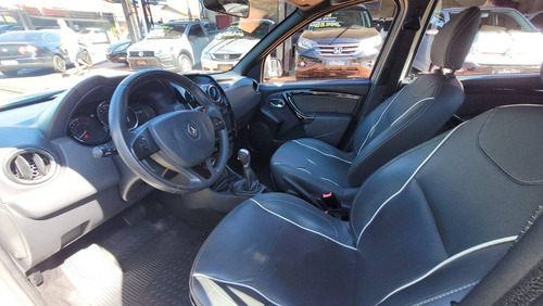 Imagem 4 de 9 de Renault Duster Oroch 2.0 16v Flex Dynamique 4p Automático