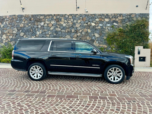 GMC Yukon 6.2 Denali V8 8 Vel At