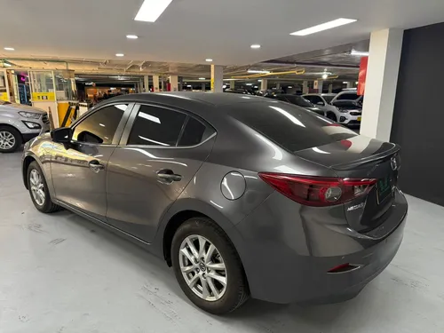 Mazda 3 2.0 Touring At
