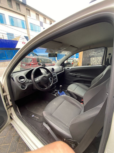 Volkswagen Saveiro 1.6 Robust Cab. Simples Total Flex 2p