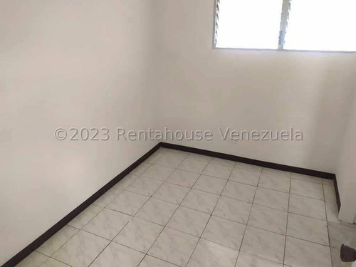 24-5619 Gustavo Hernandez Apartamento En Venta 