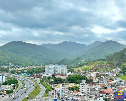 Imagem 2 de 7 de Apartamento 2 Suítes, 1 Vaga De Garagem No Alto São Bento Em Itapema/sc - Imobiliária África - Ap00576 - 69827404