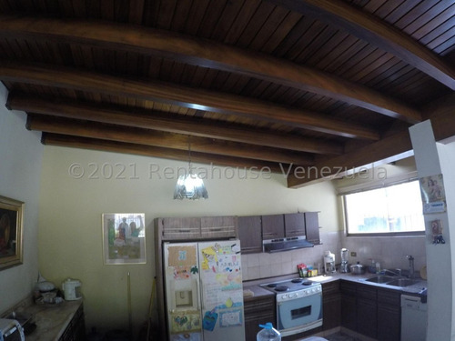 Imagen 11 de 17 de Karen Freites Rentahouse Mp 22f7902 La Viña