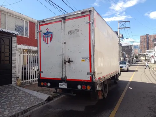 Furgón 5 Toneladas, Freno Aire, Diesel , Recibo Vehículo