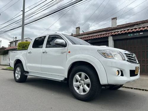 Toyota Hilux 2.5 Mt Diesel 4x2