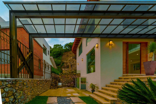 Moderna Residencia Nueva En Rancho San Diego, Ixtapan De La Sal - Pueblo Mágico