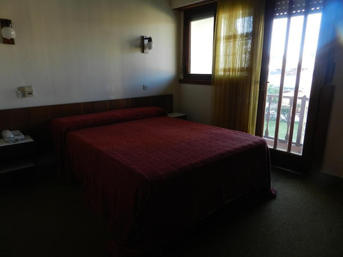 En Venta Hotel Venezia, Zona Centro De Villa Gesell, Excelente Ubicacion