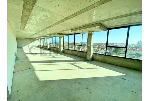 Se Arrienda Oficina Planta Libre De 115 M2 En Distrito Ul...