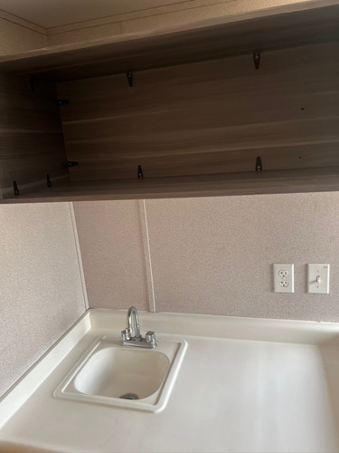 Caseta Camper Remolque Traila Oficina Móvil 2 Privados Y Wc