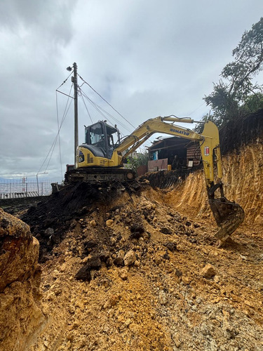 Komatsu