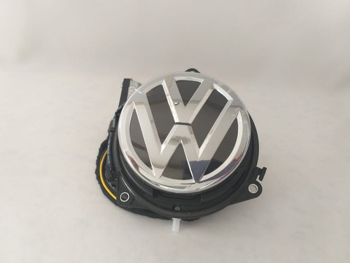 Câmera De Ré Retrátil Vw Nova Saveiro Cross / Robust