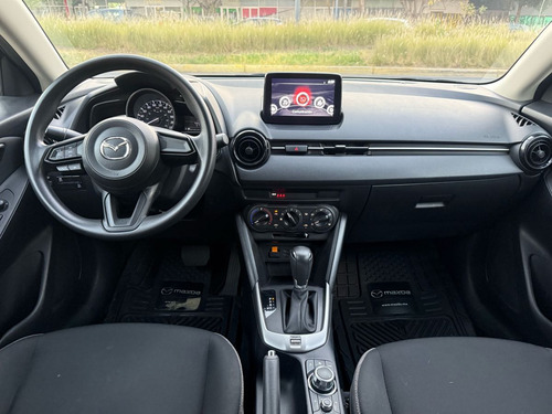 Mazda Mazda 2 2024