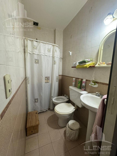 Departamento 2 Ambientes Pb, En Venta - Barrio Parque, Bernal.