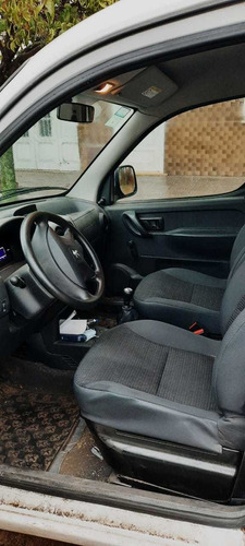 Imagen 6 de 11 de Peugeot Partner Furgon Confort Line