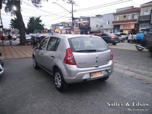 Imagem 8 de 13 de Renault Sandero 1.6 8v Flex Expression Manual 2010