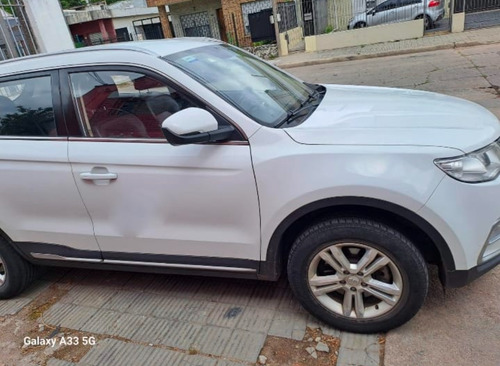 Geely Emgrand X7 Sport 2.0 Drive