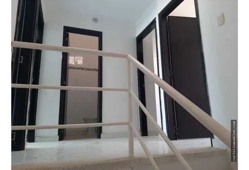 Venta Casa De 2 Pisos En El Cisne, Vía Minca