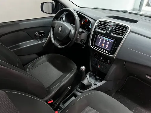 Renault Logan 1.6 Expression