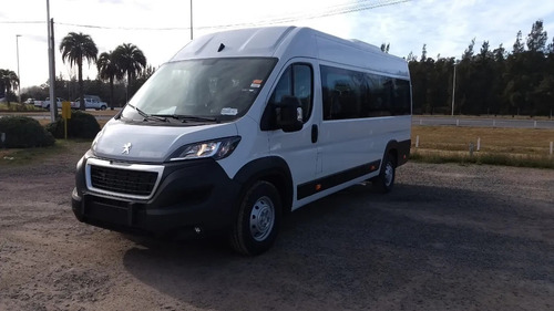 Imagen 6 de 17 de Peugeot Boxer Premium 2.2 Hdi L4 H2 Mini Bus 17+1 - Sm