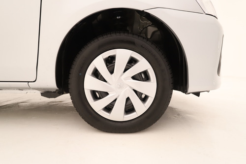 Imagen 11 de 25 de Toyota Etios 1.5 Sedan X 4 Puertas My22