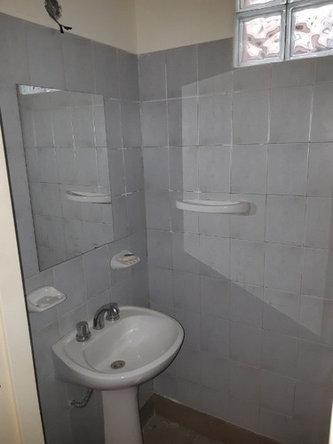 Imagen 5 de 11 de Duplex En Venta En Valentin Alsina