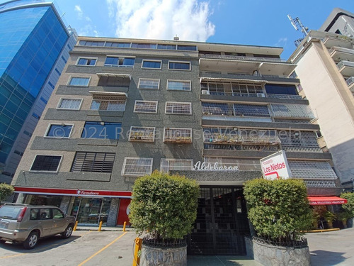 Precio De Oportunidad Amplio Apartamento 24-17589