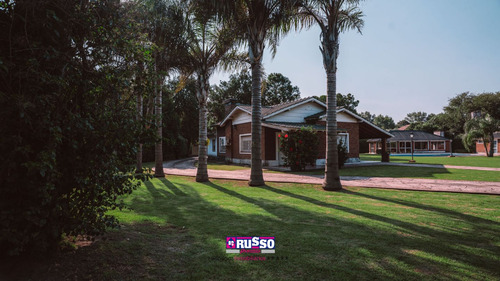 Venta Casaquinta 5 Ambientes Villa Luzuriaga