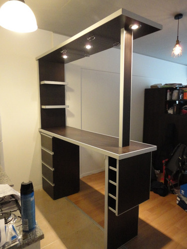 Imagen 3 de 4 de Separador De Ambientes, Barra De Tragos, Cajonera, Coperos