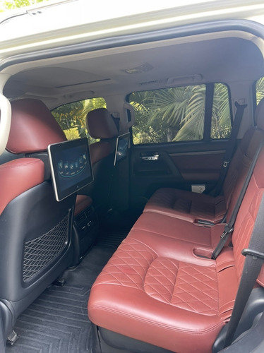 Imagen 8 de 10 de Toyota Land Cruiser