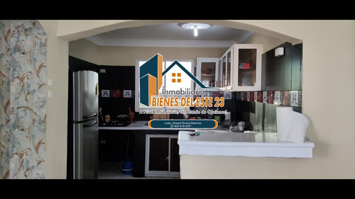 Imagen 5 de 14 de Se Alquila Apartamento Grande Amueblado En Residencial