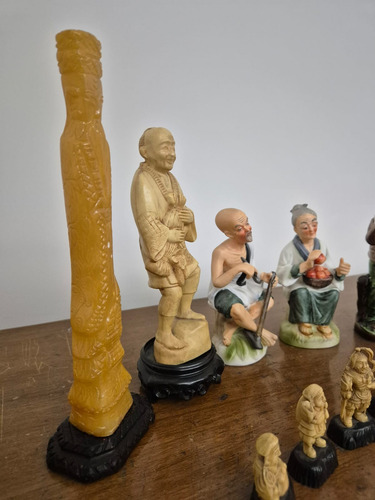 Figuras De Simil Marfil Antiguas Gris (Usado)