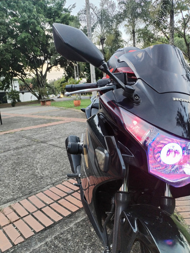 Cbr250 R