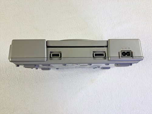 Console Playstation 1 Fat Americano. Sem Ler Jogo. Scph 9001 - Ps1 Americano Sem Porta Serial Cinza (Usado)