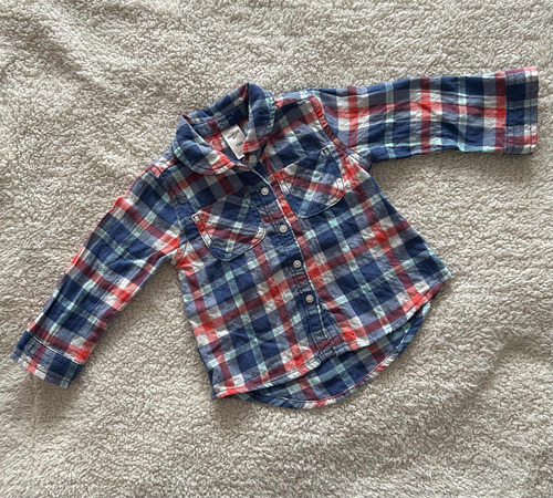 Camisa Oshkosh Talle 18 Meses Niño