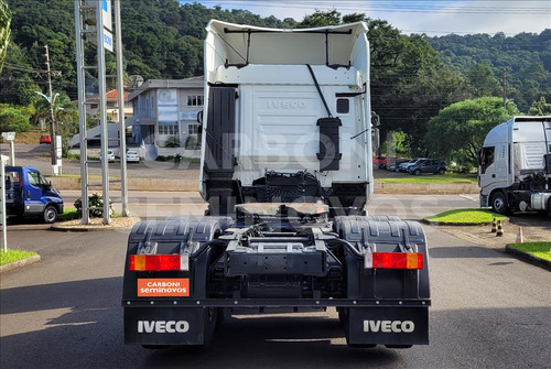 Iveco Hi Way 600s44t 6x2, Ano 2016/2017