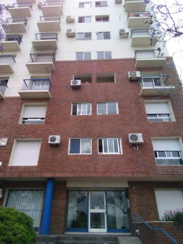 Apartamento En Venta De 2 Dormitorios En Colonia Del Sacramento (ref: Edu-60)