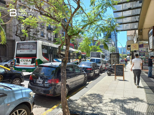 Local En Alquiler, Sobre Av. Santa Fe