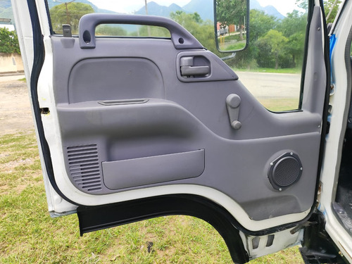Isuzu Plataforma 6 Metros