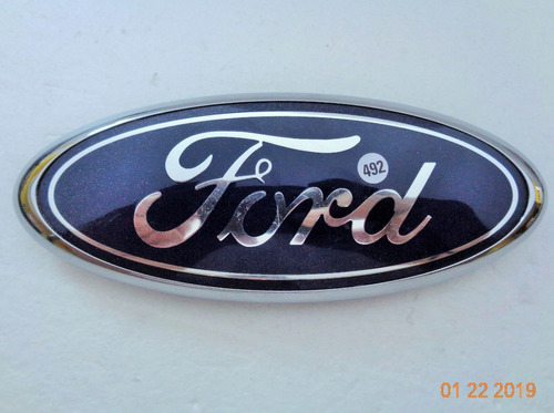 Emblema Original Parrilla Ford Focus Y Otros  14.6 Cm #492