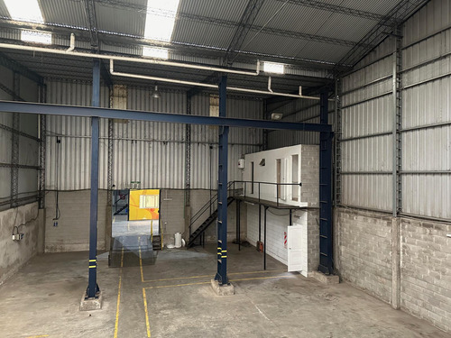 Alquiler Deposito 1900 M2 En Benavidez Tigre