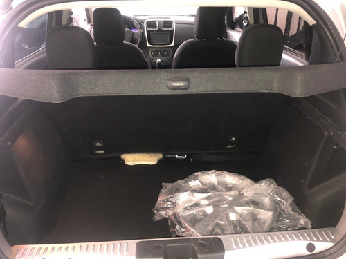 Renault Sandero 1.6 Dinamique Full 2020 Financiamos