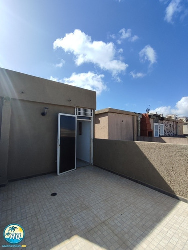 Imagen 27 de 30 de Impecable Town House En Venta En Res. Villas Santorini