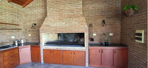 Imagen 3 de 7 de Quincho Para Reuniones Sociales Cordoba Cap. Zona Norte. Eventos